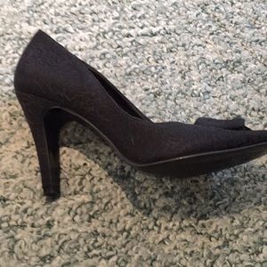 Black peep toe shoes